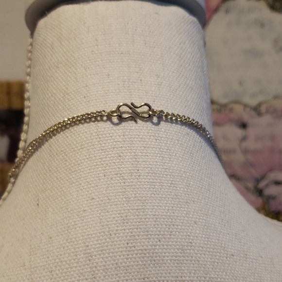 Silver hanging necklace with stones - Picture 3 of 3